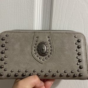 Montana West wallet